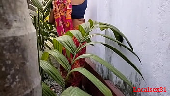 Mansion Garden Clining Time Fucky-fucky A Bengali Wife With Saree in Outdoor ( Official Vid By Localsex31)