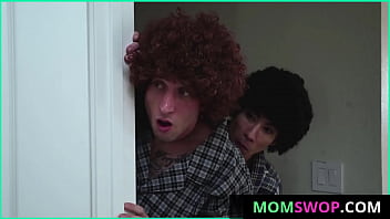 MomSwop.com ⏩ Slept Men Interchanging their Stepmoms at Midnight (Lexi Luna, Bella Rossi, Codey Carter, David Lee XXX)